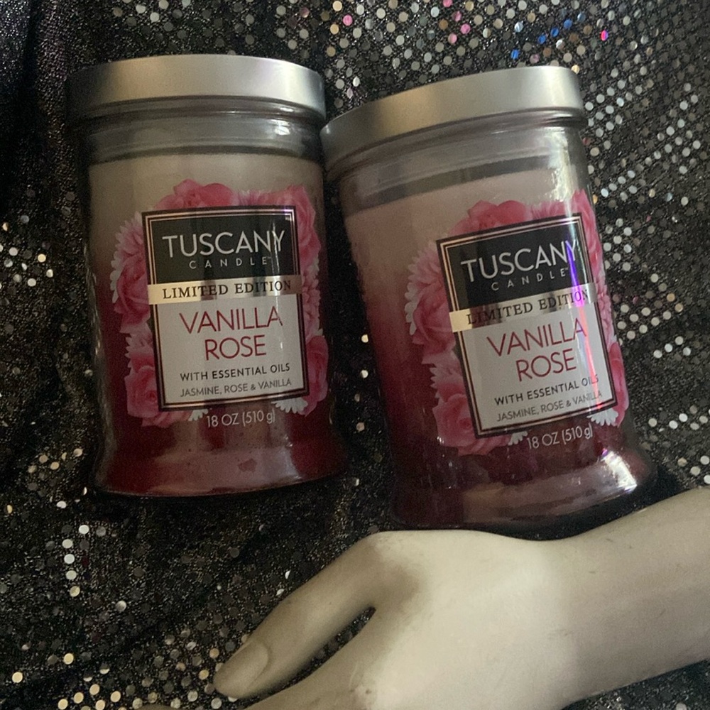 2 Tuscany 18 oz ea, Vanilla Rose triple pour New candleValentines/Spring/Summer!